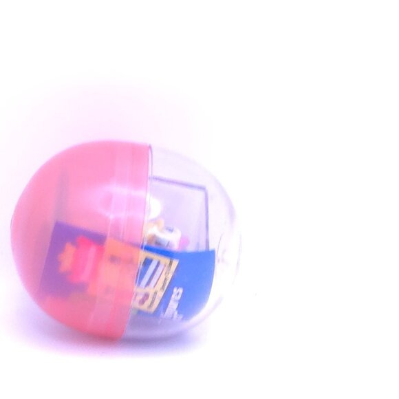 Daisy Duck Mini Gashapon Capsule Japan - Picture 4 of 5